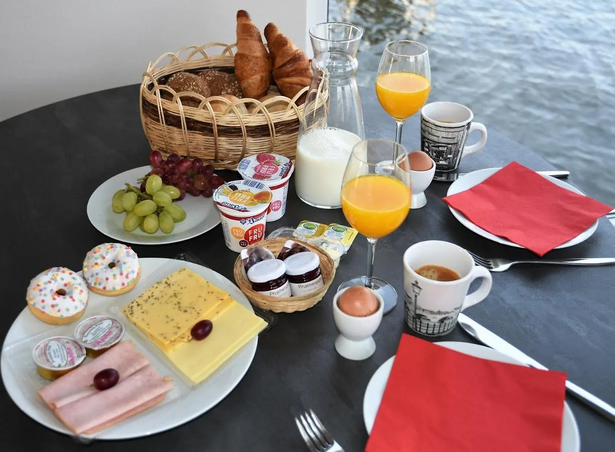 Floating Vacationhome Sylt Μάαστριχτ Σπίτι διακοπών