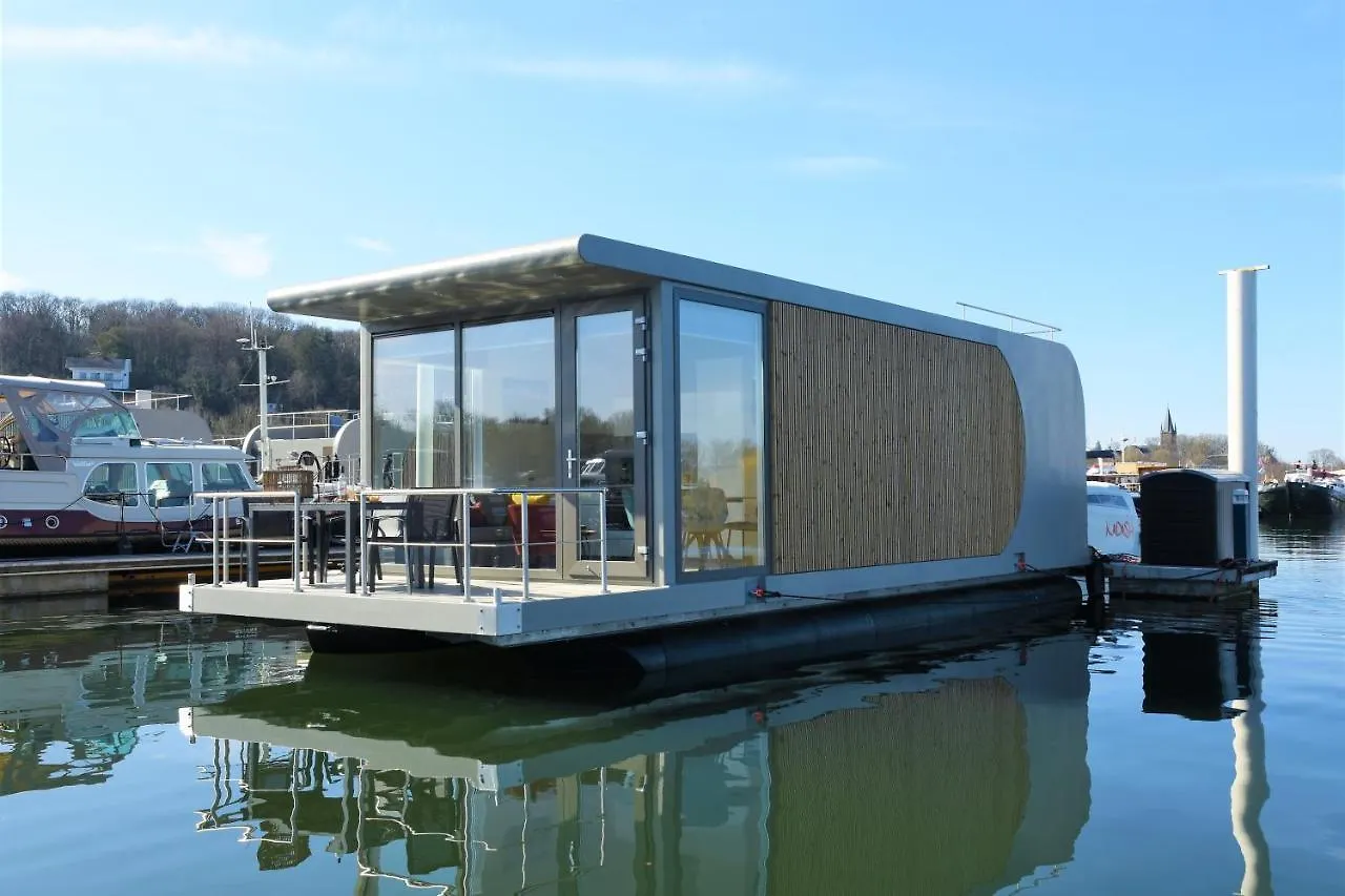 Floating Vacationhome Sylt Μάαστριχτ