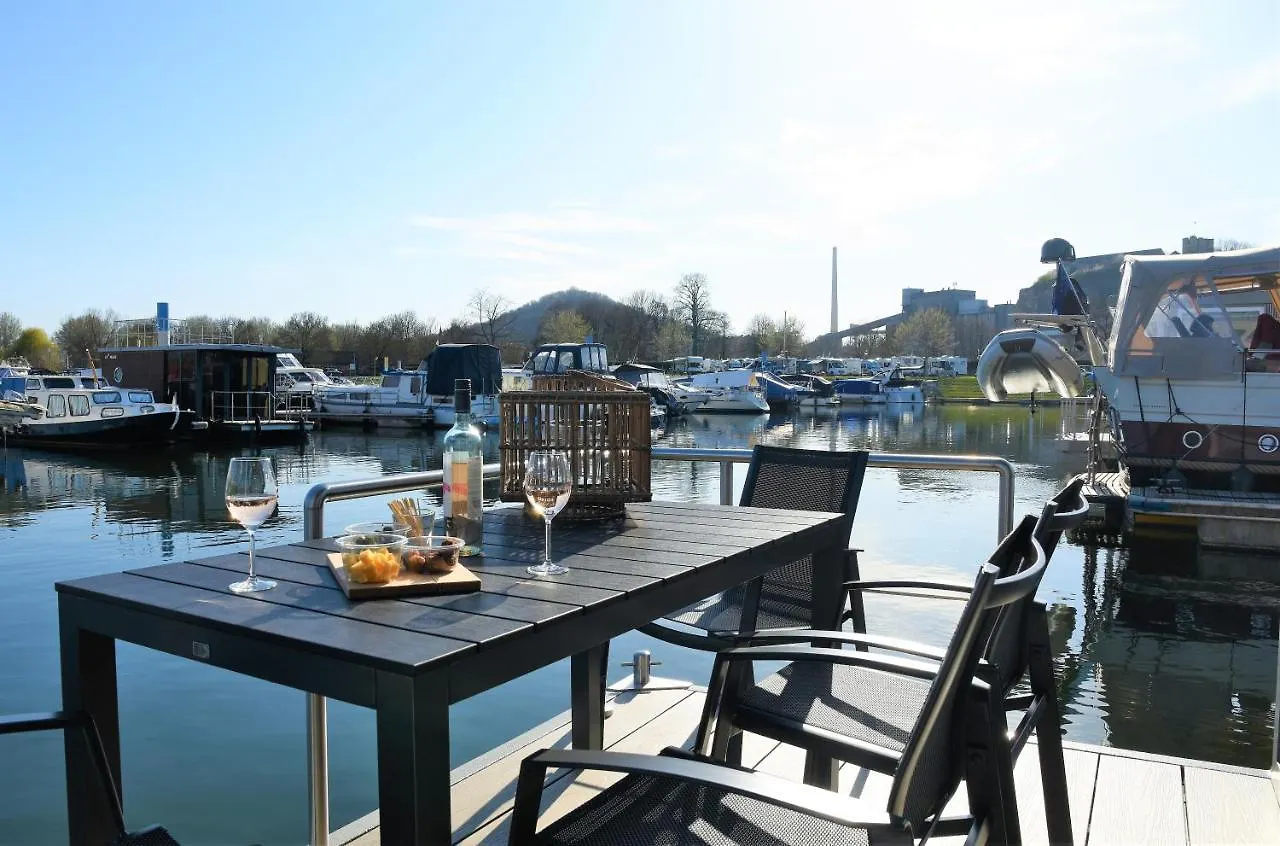 Σπίτι διακοπών Floating Vacationhome Sylt Μάαστριχτ